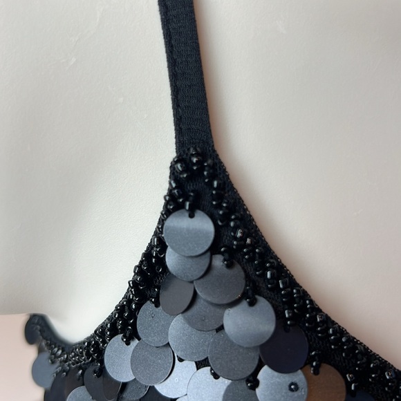 🖤SHE’S BLACK LARGE SEQUIN & BEADS ADJUSTABLE SPAGHETTI STRAP SPARKLY TOP SMALL - Picture 12 of 16